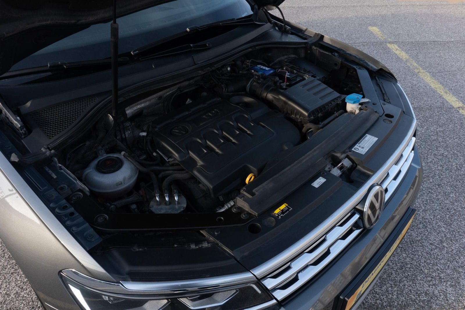 VOLKSWAGEN TIGUAN 2.0 TDI BMT SCR Highline 4Motion DSG – fotó 12 | Demiro Auto Budapest