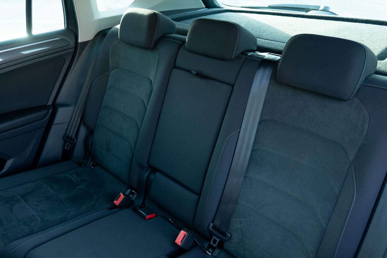 VOLKSWAGEN TIGUAN 2.0 TDI BMT SCR Highline 4Motion DSG – fotó 8 | Demiro Auto Budapest